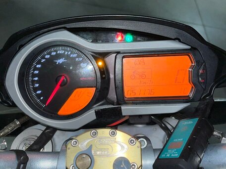 2012 MV Agusta Brutale 920, белый, 600000 рублей, вид 5