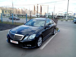 2009 Mercedes-Benz E-Класс 350 IV (W212, S212, C207), чёрный, 1800000 рублей, вид 1