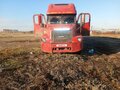 2006 Freightliner Century Class, красный, 990000 рублей