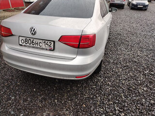 2014 Volkswagen Jetta VI Рестайлинг, серебристый, 890000 рублей, вид 4