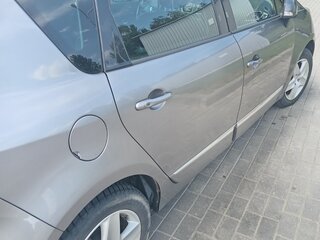 2015 Renault Scenic III Рестайлинг 2, серебристый, 960000 рублей, вид 2