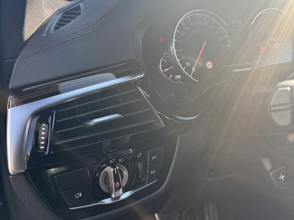 2018 BMW 5 серии M550d xDrive VII (G30/G31/G38), чёрный, 5800000 рублей - вид 18
