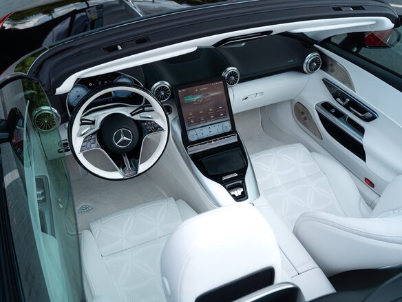 2025 Mercedes-Benz Maybach SL, красный - вид 31