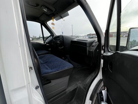 2006 Iveco Daily, белый, 985000 рублей, вид 3