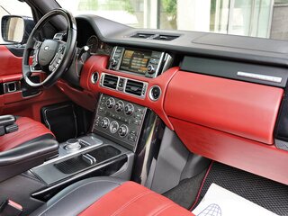 2011 Land Rover Range Rover III Рестайлинг 2, чёрный, 1897000 рублей, вид 1