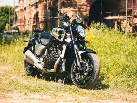 2013 Yamaha VMAX 1700, чёрный, 1550000 рублей, вид 1