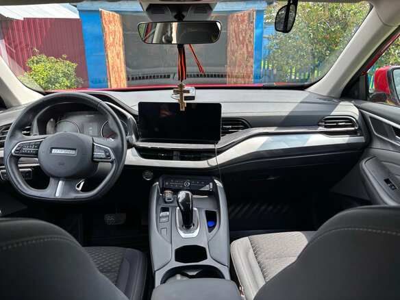 2022 Haval F7x I Рестайлинг, красный, 2250000 рублей - вид 4