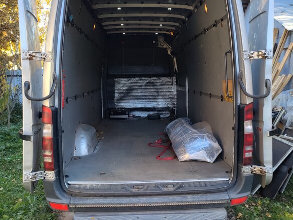 2012 Mercedes-Benz Sprinter, серебристый, 2900000 рублей - вид 8