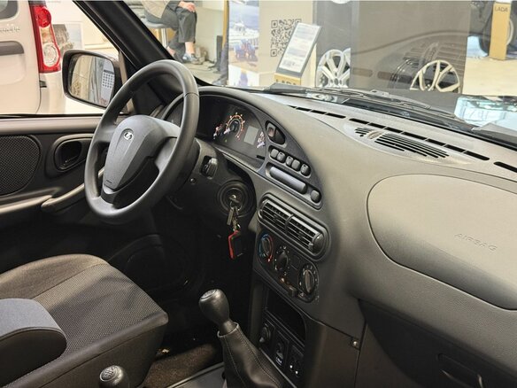 2026 Lada (ВАЗ) Niva Travel I Рестайлинг, белый, 1523000 рублей - вид 4