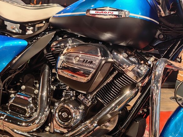 2018 Harley-Davidson Electra Glide, синий, 2100000 рублей - вид 5