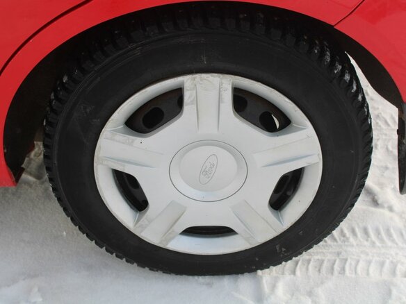 2006 Ford Fiesta Mk5, красный - вид 5