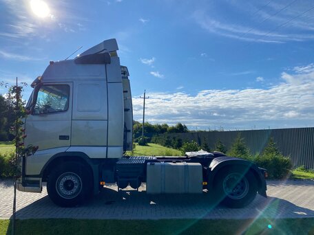 2012 Volvo FH, серый, 3900000 рублей, вид 4