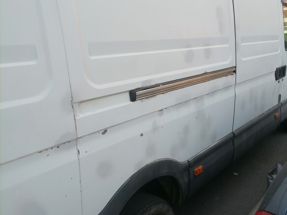2010 Iveco Daily, белый, 980000 рублей - вид 4