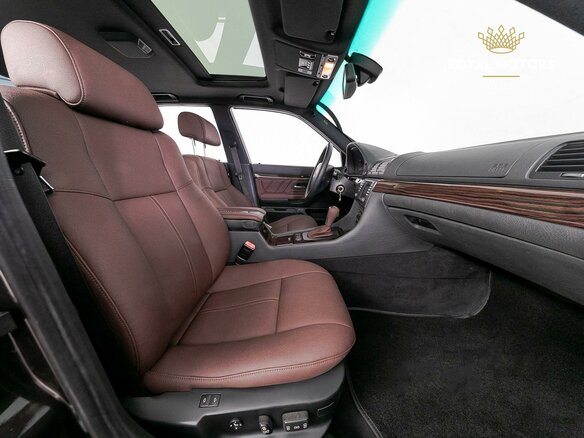 2001 BMW 7 серии 740i III (E38) Рестайлинг, зелёный - вид 12