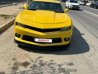 2014 Chevrolet Camaro V Рестайлинг, жёлтый, 2300000 рублей, вид 2