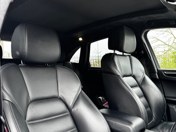2019 Porsche Macan Turbo I Рестайлинг, красный, 6800000 рублей - вид 6