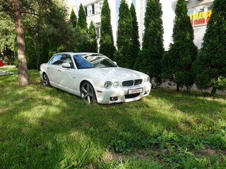 2008 Jaguar XJ III (X350/X358), белый, 6700000 рублей, вид 1