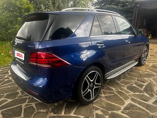 2017 Mercedes-Benz GLE 500 e I (W166), синий, 4300000 рублей, вид 2