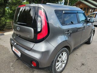 2018 Kia Soul II Рестайлинг, серебристый, 1949999 рублей, вид 2
