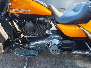 2013 Harley-Davidson Electra Glide, жёлтый, 1100000 рублей, вид 4