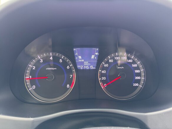 2012 Hyundai Solaris I, синий, 680000 рублей - вид 17