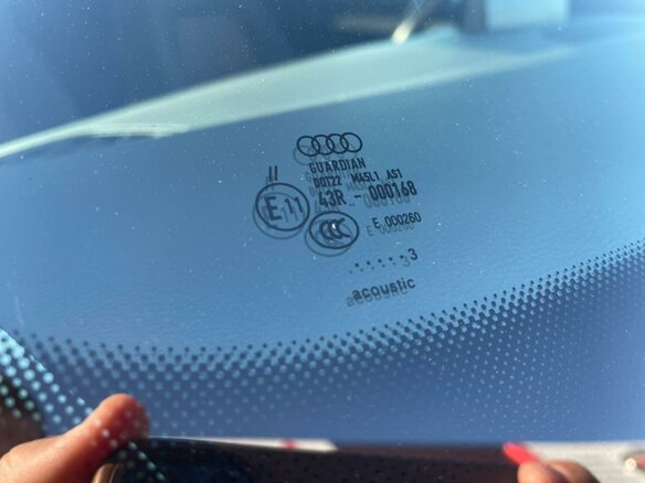 2013 Audi Q3 I (8U), чёрный - вид 10