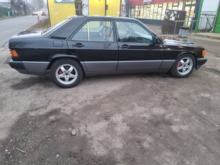 1992 Mercedes-Benz 190 (W201), чёрный, 1500000 рублей, вид 2