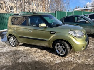 2010 Kia Soul I, зелёный, 570000 рублей, вид 2