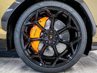 2025 Lamborghini Urus Performante I Рестайлинг, золотистый, 50000000 рублей, вид 3