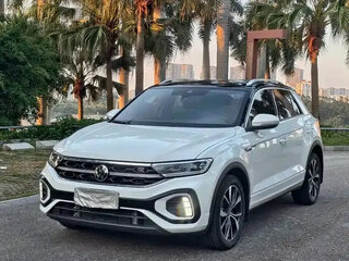 2022 Volkswagen T-Roc I Рестайлинг, белый, 1570000 рублей, вид 1