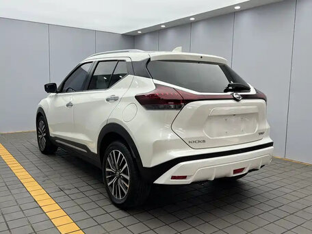 2022 Nissan Kicks I Рестайлинг, белый, 1350000 рублей, вид 4