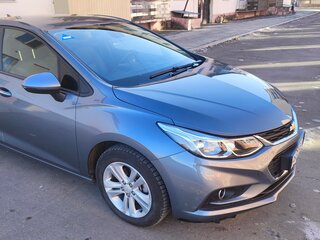 2017 Chevrolet Cruze II, серый, 1360000 рублей, вид 2