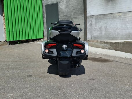 2022 BRP Can-Am Spyder, серый, 3350000 рублей, вид 4