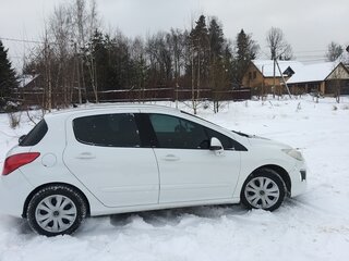 2012 Peugeot 308 I Рестайлинг, белый, 635000 рублей, вид 3