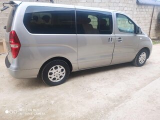 2011 Hyundai Grand Starex I, серый, 1500000 рублей, вид 2