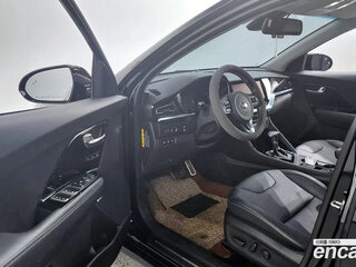 2020 Kia Niro I Рестайлинг, чёрный, 1700000 рублей, вид 5