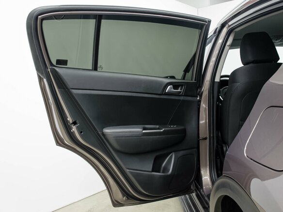 2018 Kia Sportage IV Рестайлинг, серый - вид 22