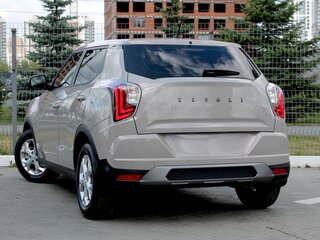 2024 KGM Tivoli, бежевый, 2990000 рублей, вид 3