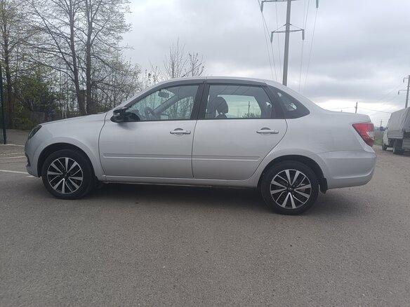 2024 Lada (ВАЗ) Granta I Рестайлинг, серый, 1150000 рублей - вид 5