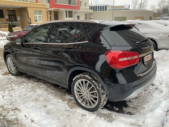2014 Mercedes-Benz GLA 200 I (X156), чёрный - вид 3