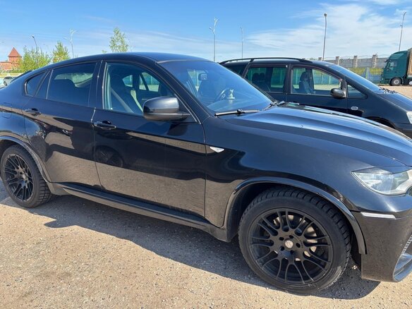 2010 BMW X6 35d I (E71), чёрный, 2100000 рублей - вид 4
