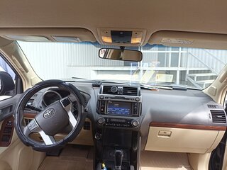 2013 Toyota Land Cruiser Prado 150 Series Рестайлинг 1, чёрный, 3230000 рублей, вид 5