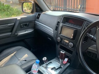 2010 Mitsubishi Pajero IV, чёрный, 1800000 рублей, вид 5