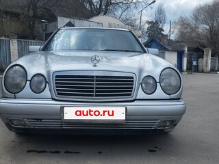 1998 Mercedes-Benz E-Класс 230 II (W210, S210), серый, 350000 рублей, вид 1