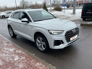 2022 Audi Q5 45 TFSI II (FY) Рестайлинг, белый, 4812414 рублей, вид 2