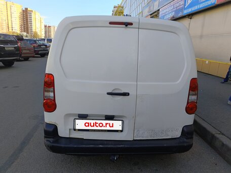2010 Peugeot Partner, белый, 600000 рублей, вид 2