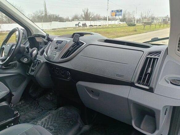 2018 Ford Transit, серый, 4300000 рублей - вид 19
