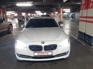 2011 BMW 5 серии 528i xDrive VI (F10/F11/F07), белый, 2400000 рублей, вид 3