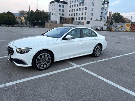 2022 Mercedes-Benz E-Класс 450 V (W213, S213, C238) Рестайлинг, белый, 6490000 рублей, вид 5