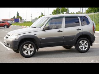 2012 Chevrolet Niva I Рестайлинг, серый, 580000 рублей, вид 4